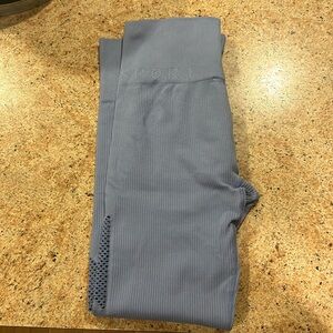 DKNY sports leggings